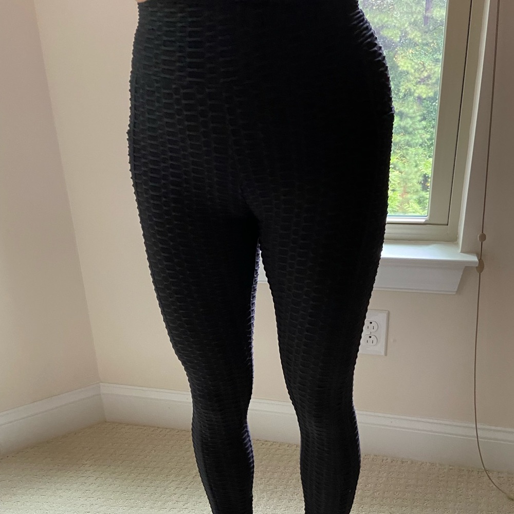 Black Pattern Leggings